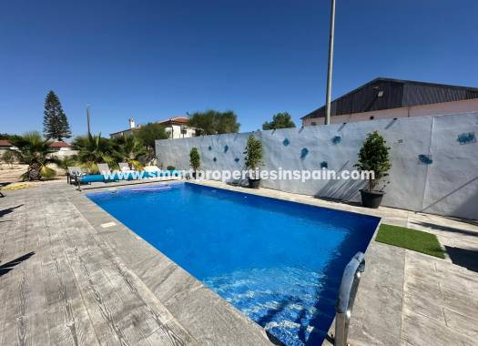 Resale - Detached Villa - La Marina - Urbanización La Marina