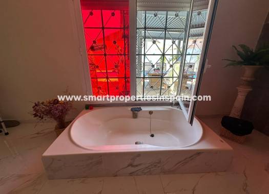 Resale - Detached Villa - La Marina - Urbanización La Marina