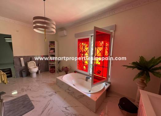 Resale - Detached Villa - La Marina - Urbanización La Marina