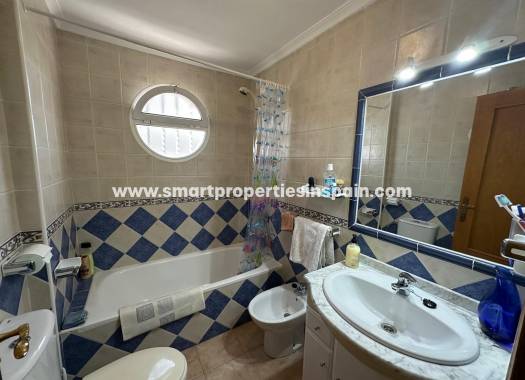 Reventa - Semi Detached Villa - La Marina - Urbanización La Marina