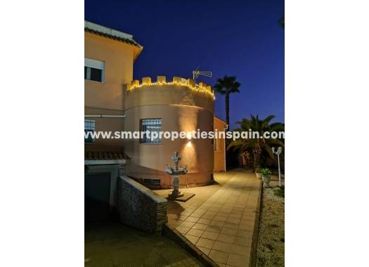 Wederverkoop - Detached Villa - La Marina - Urbanización La Marina
