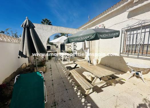 Resale - Detached Villa - La Marina - Urbanización La Marina
