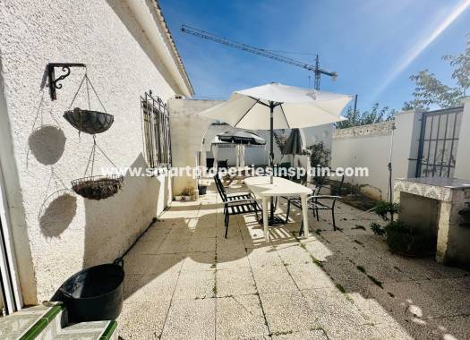 Resale - Detached Villa - La Marina - Urbanización La Marina