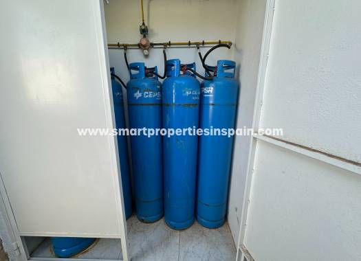 Resale - Detached Villa - La Marina - Urbanización La Marina