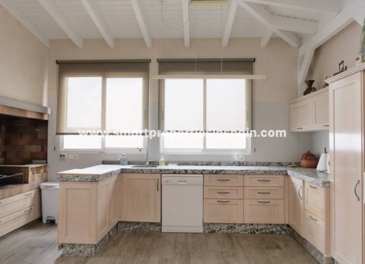 Wederverkoop - Detached Villa - La Marina - Urbanización La Marina