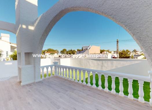 Resale - Semi Detached Villa - San Miguel de Salinas