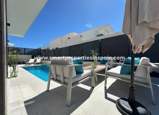 Revente - Maison Individuelle - La Marina - Urbanización La Marina