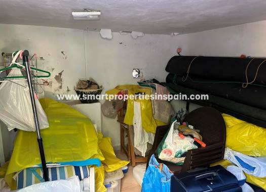 Reventa - Chalet Independiente - La Marina - Urbanización La Marina