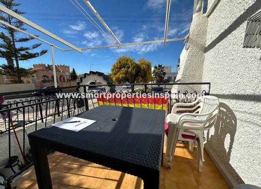 Wederverkoop - Townhouse - La Marina - Urbanización La Marina