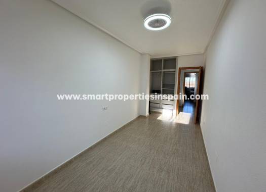 Resale - Semi Detached Villa - Benijofar