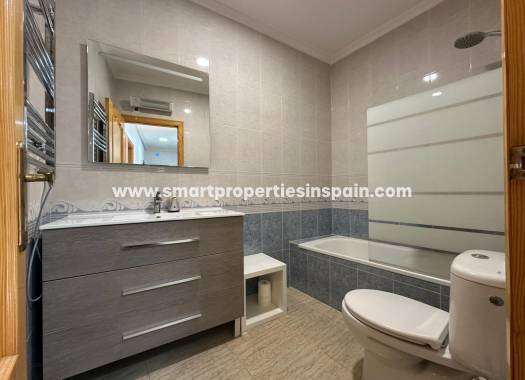 Resale - Semi Detached Villa - Benijofar