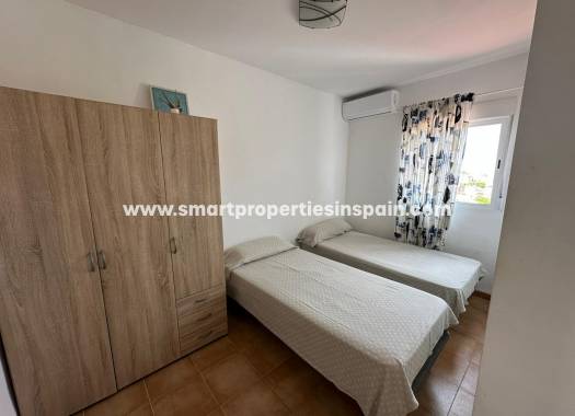 Wiederverkauf - Freistehendes Haus - La Marina - Urbanización La Marina