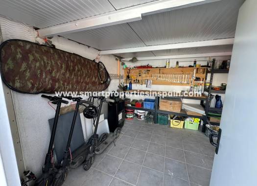 Wiederverkauf - Quad Villa - La Marina - Urbanización La Marina