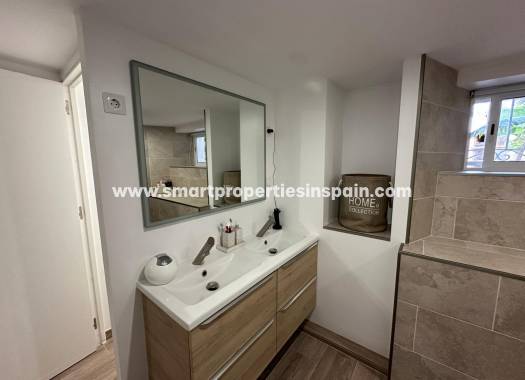 Wiederverkauf - Quad Villa - La Marina - Urbanización La Marina