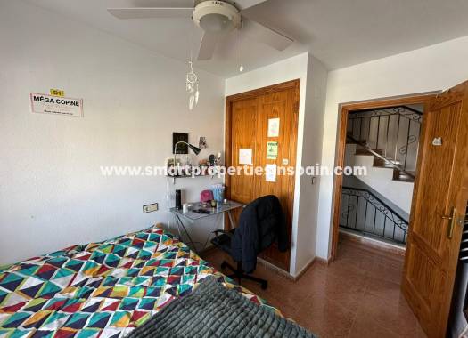 Wiederverkauf - Quad Villa - La Marina - Urbanización La Marina