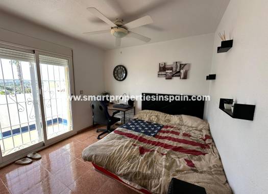 Wiederverkauf - Quad Villa - La Marina - Urbanización La Marina