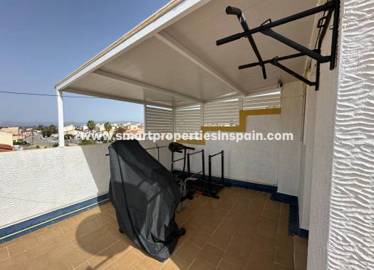 Wiederverkauf - Quad Villa - La Marina - Urbanización La Marina