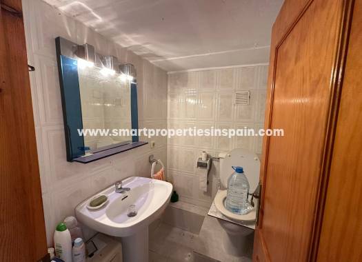 Wederverkoop - Detached Villa - La Marina - Urbanización La Marina