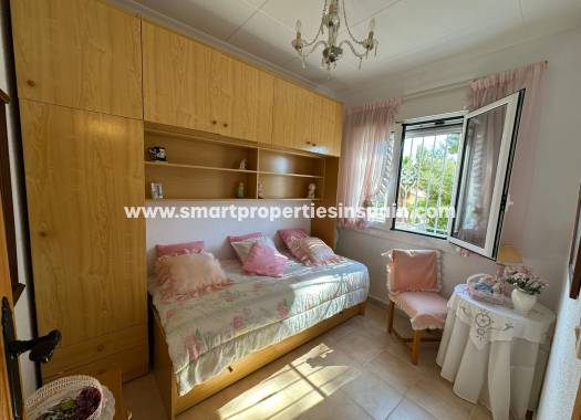 Wederverkoop - Detached Villa - La Marina - Urbanización La Marina