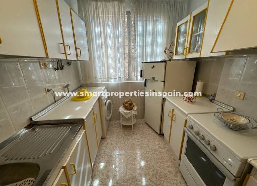 Wederverkoop - Detached Villa - La Marina - Urbanización La Marina