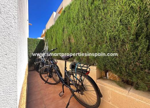 Wederverkoop - Detached Villa - La Marina