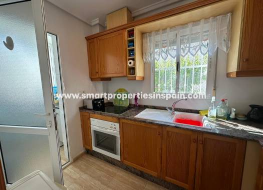 Wiederverkauf - Freistehendes Haus - La Marina - Urbanización La Marina