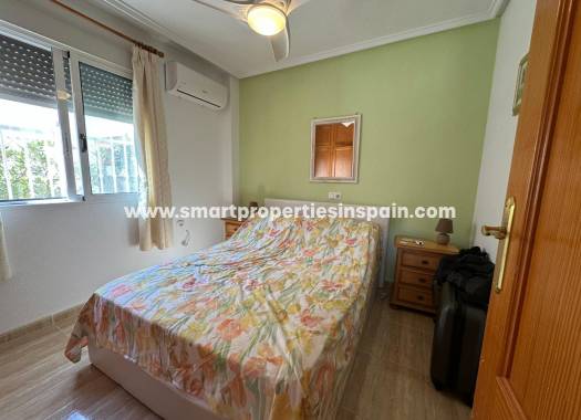 Wiederverkauf - Freistehendes Haus - La Marina - Urbanización La Marina