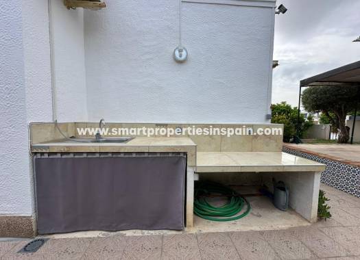 Resale - Semi Detached Villa - La Marina - Urbanización La Marina