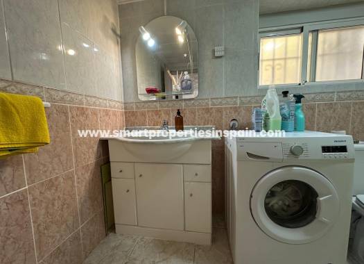 Reventa - Chalet Independiente - La Marina - Urbanización La Marina