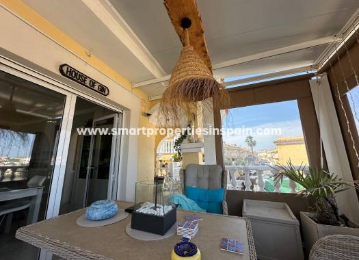 Reventa - Chalet Independiente - La Marina - Urbanización La Marina