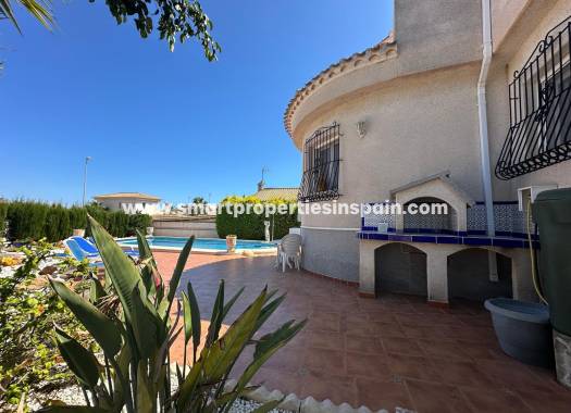 Resale - Detached Villa - La Marina - Urbanización La Marina