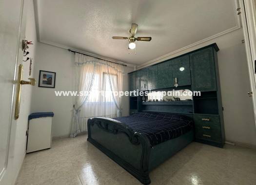 Resale - Detached Villa - La Marina - Urbanización La Marina