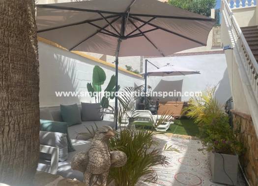Resale - Detached Villa - La Marina - Urbanización La Marina