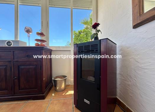 Reventa - Chalet Independiente - La Marina - Urbanización La Marina