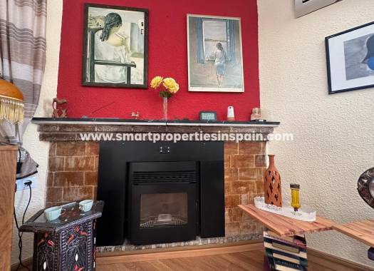 Reventa - Chalet Independiente - La Marina - Urbanización La Marina