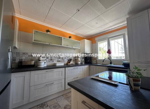 Reventa - Chalet Independiente - La Marina - Urbanización La Marina