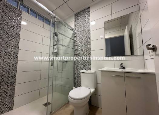 Resale - Townhouse - La Marina - Urbanización La Marina