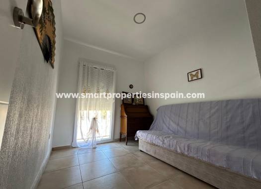 Resale - Townhouse - La Marina - Urbanización La Marina