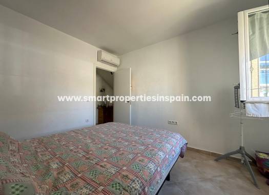 Resale - Townhouse - La Marina - Urbanización La Marina
