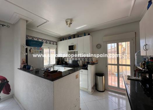 Reventa - Chalet Independiente - La Marina - Urbanización La Marina