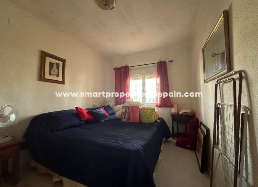 Reventa - Chalet Independiente - La Marina - Urbanización La Marina