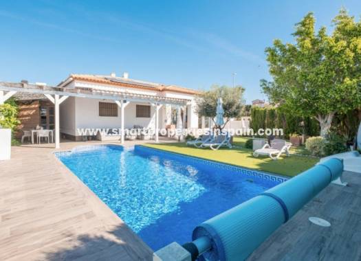 Revente - Maison Individuelle - La Marina - Urbanización La Marina