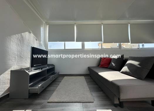Wederverkoop - Quad Villa - La Marina - Urbanización La Marina