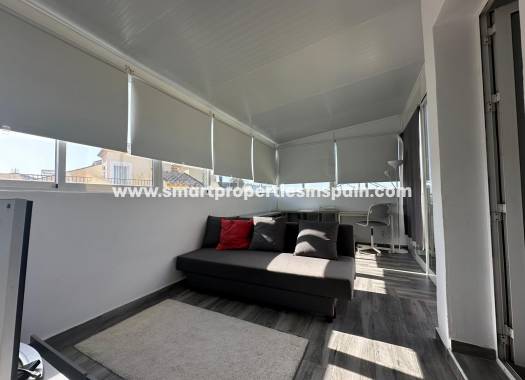 Wederverkoop - Quad Villa - La Marina - Urbanización La Marina