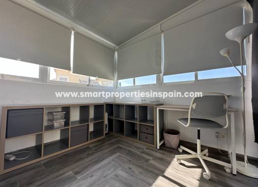 Wederverkoop - Quad Villa - La Marina - Urbanización La Marina