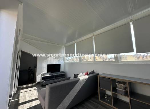 Wederverkoop - Quad Villa - La Marina - Urbanización La Marina