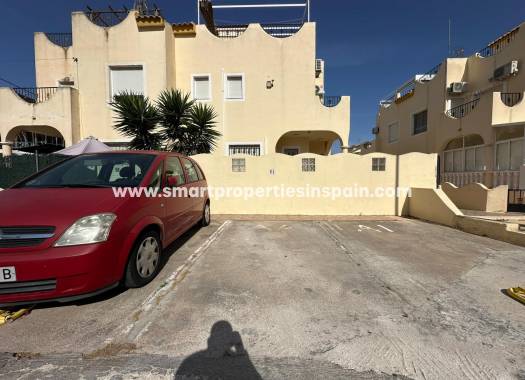 Wederverkoop - Quad Villa - La Marina - Urbanización La Marina