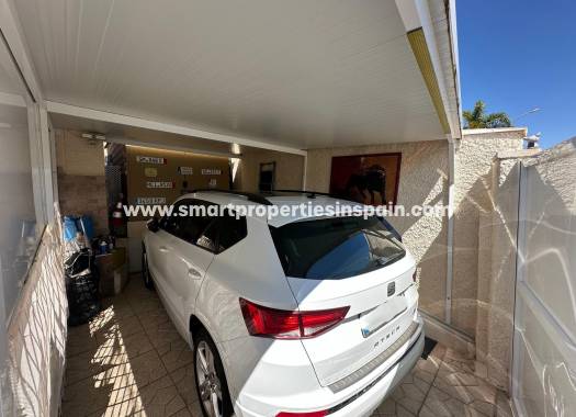 Revente - Maison Individuelle - La Marina - Urbanización La Marina