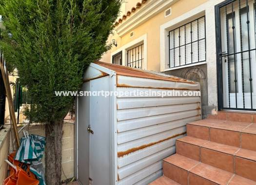 Resale - Semi Detached Villa - La Marina - Urbanización La Marina