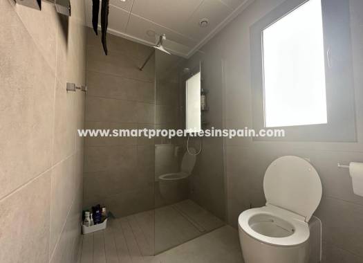 Reventa - Semi Detached Villa - La Marina - Urbanización La Marina